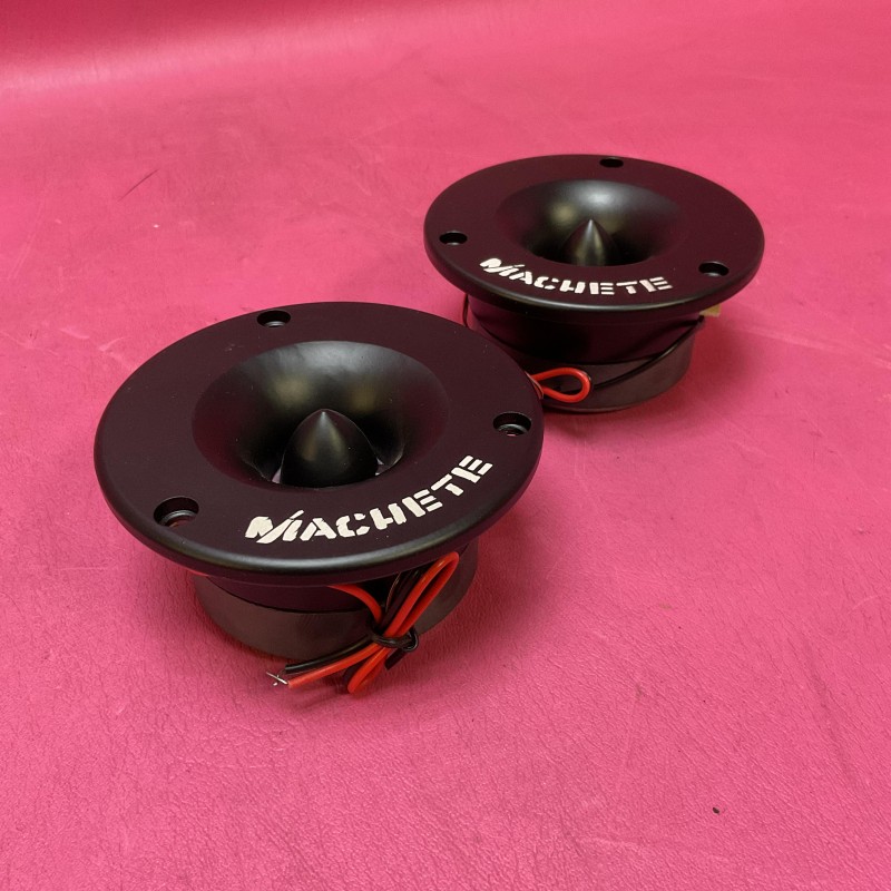 Machete MT-102