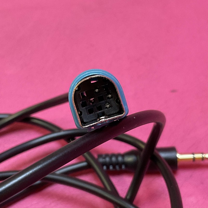 AUX Alpine KCE-236