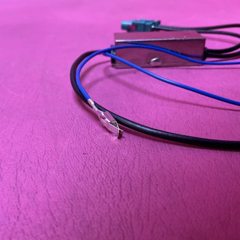 Антенный переходник Incar ANT-3 AMP