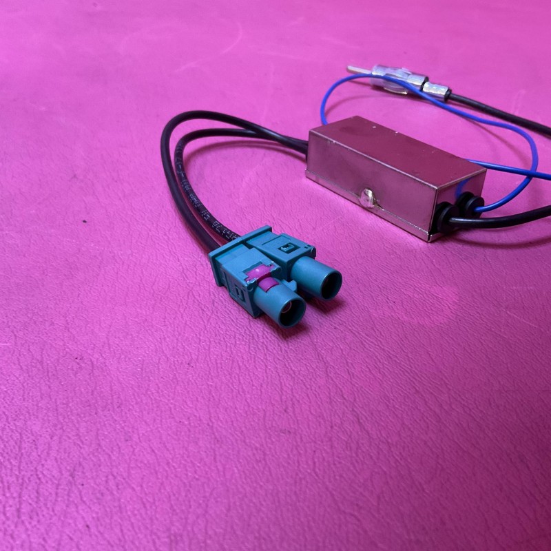 Антенный переходник Incar ANT-3 AMP