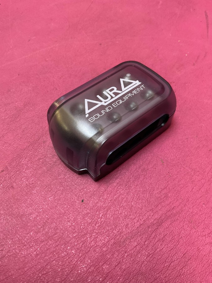 Дистрибьютор питания Aura FHD-3044