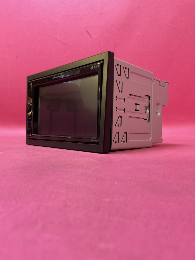 Pioneer DMH-G220BT